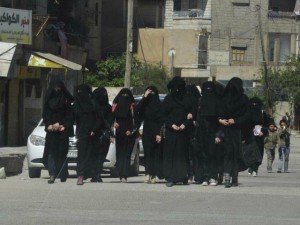 ISIS-female-brigade-al-Khansaa-reuters-640x480