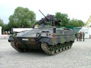 SPZ_Marder_in_Heppenheim_2004