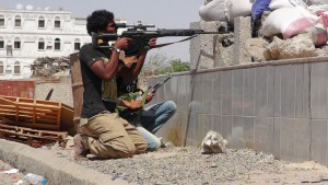 2015-04-30T080714Z_1_LYNXMPEB3T0BJ_RTROPTP_4_YEMEN-SECURITY